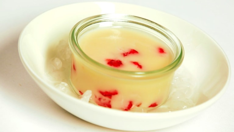 Ruby Dessert - “rubíny v kokosovém krému“ Ruby Dessert - “rubíny v kokosovém krému“