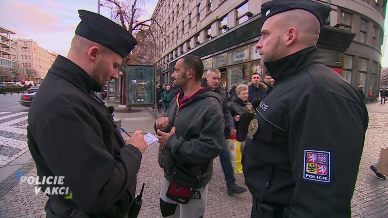 Policie v akci IV (9) Policie v akci IV (9)