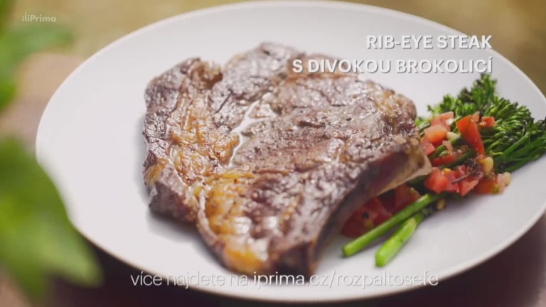 Rib-eye steak s divokou brokolicí