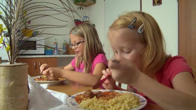 Polda (4) - První chvíle s tátou Polda (4) - První chvíle s tátou