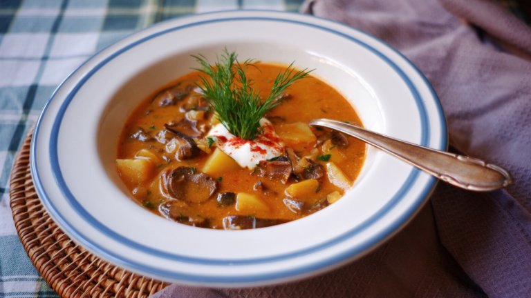 S Klárou v kuchyni: Maďarská houbová polévka