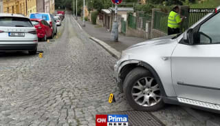 Řidička v Praze nabourala čtyři auta