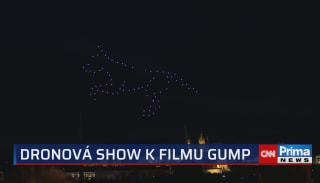 Dronová show k filmu Gump