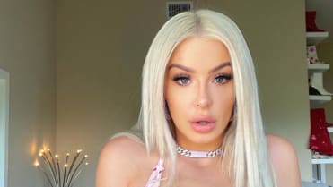 Tana Mongreau (22) Tana Mongreau (22)