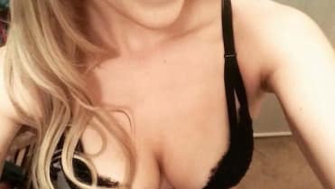 Selfíčka v prádle - Fotogalerie pro pány - Obrázek 2 Selfíčka v prádle - Fotogalerie pro pány - Obrázek 2