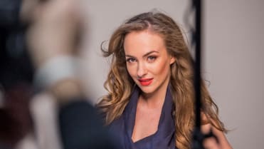 Talentovaná mladá herečka Elizaveta Maximová nafotila žhavé snímky. Talentovaná mladá herečka Elizaveta Maximová nafotila žhavé snímky.