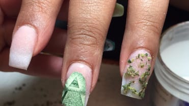 Marihuana na nehtech - Obrázek 5 Marihuana na nehtech - Obrázek 5