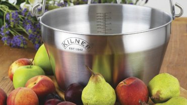 Hrnec na džem, 30 cm, obsah 8 litrů, Kilner, 2325 Kč Hrnec na džem, 30 cm, obsah 8 litrů, Kilner, 2325 Kč