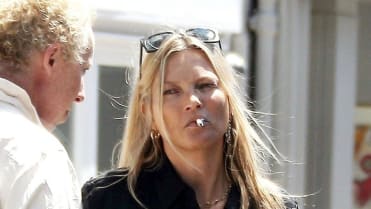 Kate Moss (44) začíná být dost oplácaná Kate Moss (44) začíná být dost oplácaná