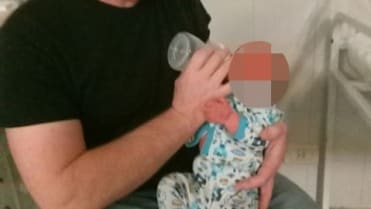 Týpek daruje své sperma 5 Týpek daruje své sperma 5