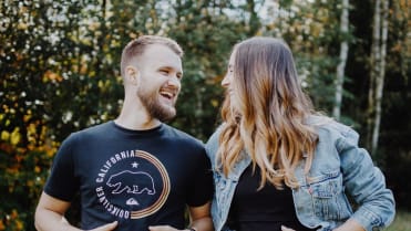 Youtuberka Lucie Gránová a její manžel přivítali na světě holčičku. Youtuberka Lucie Gránová a její manžel přivítali na světě holčičku.