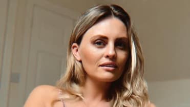 Carla Bellucci má zajímavý přístup k Vánocům a rodičovským lekcím Carla Bellucci má zajímavý přístup k Vánocům a rodičovským lekcím