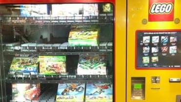 LEGO automat. LEGO automat.
