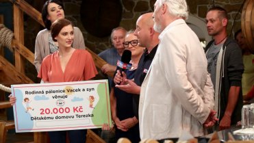 Sylva předá šek pro dětský domov Sylva předá šek pro dětský domov