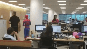 Spider-Man v práci 3 Spider-Man v práci 3