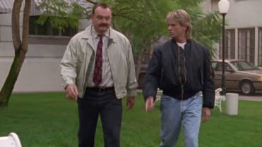 MacGyver (135) MacGyver (135)