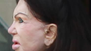 Jackie Stallone (92), i takhle to může dopadnout, když to přeženete s plastikami - Obrázek 6 Jackie Stallone (92), i takhle to může dopadnout, když to přeženete s plastikami - Obrázek 6