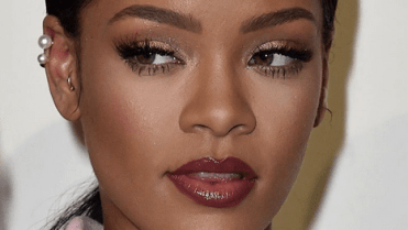 Rihanna je vzorem pro nespočet mladých dívek v USA Rihanna je vzorem pro nespočet mladých dívek v USA