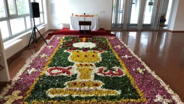 Chlapci se ve škole učí domácím pracím 5 Chlapci se ve škole učí domácím pracím 5