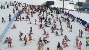 Takhle se řádí na Alpine Bikini festivalu Takhle se řádí na Alpine Bikini festivalu