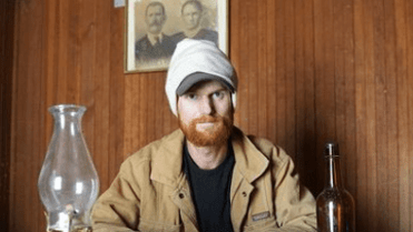 Brent Underwood zkoumá i historii hornické osady Brent Underwood zkoumá i historii hornické osady