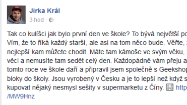 Fanouškům je představil první školní den. Fanouškům je představil první školní den.