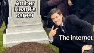 Internet brání Johnnyho Deppa Internet brání Johnnyho Deppa
