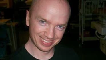 Týpek daruje své sperma 1 Týpek daruje své sperma 1