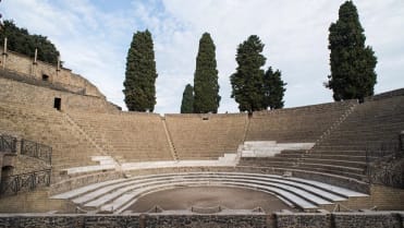 Masturbující chlápek v Pompejích - Obrázek 8 Masturbující chlápek v Pompejích - Obrázek 8
