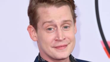 Macaulay Culkin se proměnil v sexy fešáka. 1 Macaulay Culkin se proměnil v sexy fešáka. 1