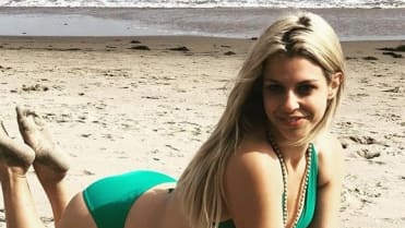 Kaitlyn Isham poslala Bilzerianovi své nahé fotky. Kaitlyn Isham poslala Bilzerianovi své nahé fotky.