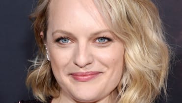 Elisabeth Moss - 16 milionů dolarů Elisabeth Moss - 16 milionů dolarů