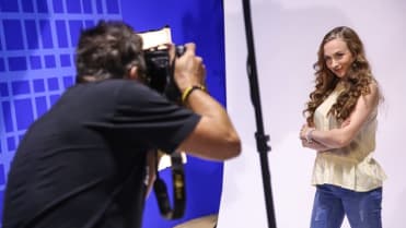 Takto se Elizaveta Maximová fotila pro tv kampaň k novému krimi seriálu Polda. Takto se Elizaveta Maximová fotila pro tv kampaň k novému krimi seriálu Polda.