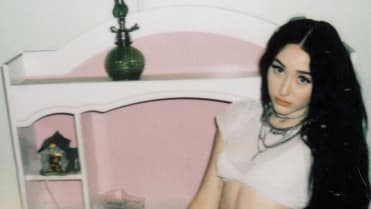 Noah Cyrus (21) Noah Cyrus (21)