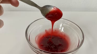 Umělá krev by měla být dostatečně hustá Umělá krev by měla být dostatečně hustá