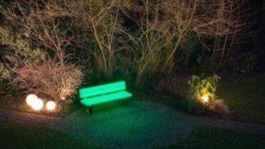 Nejoriginálnější lavičky z parků na celém světě - Obrázek 4 Nejoriginálnější lavičky z parků na celém světě - Obrázek 4