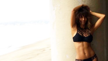 Halle Berry (51) Halle Berry (51)