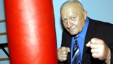 Zemřel herec Zdeněk Srstka. Zemřel herec Zdeněk Srstka.