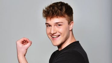 Tiktoker Tomáš Běhounek. Tiktoker Tomáš Běhounek.