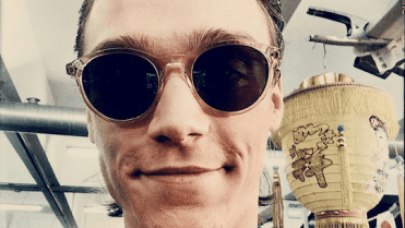 Benedict Clarke si před čtyřmi lety zahrál mladého Severuse Snapea. Benedict Clarke si před čtyřmi lety zahrál mladého Severuse Snapea.