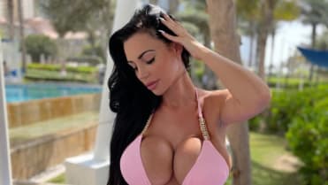 Yvonne Bar Yvonne Bar