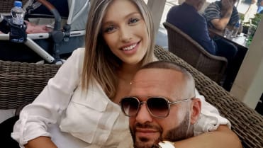 Jasmina Alagič hýří na fotkách štěstím Jasmina Alagič hýří na fotkách štěstím