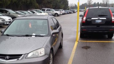 Špatně zaparkovaná auta - Obrázek 11 Špatně zaparkovaná auta - Obrázek 11
