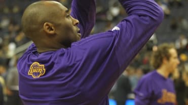 Kobe Bryant ukončil svou kariéru v roce 2016. Kobe Bryant ukončil svou kariéru v roce 2016.