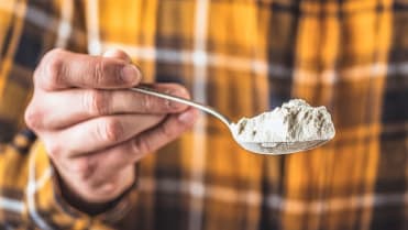 Průměrně každý člověk v Česku ročně zkonzumuje zhruba 100 kg pšeničné mouky Průměrně každý člověk v Česku ročně zkonzumuje zhruba 100 kg pšeničné mouky
