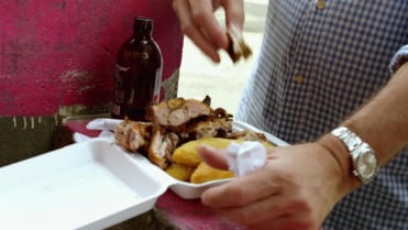 Anthony Bourdain: Neznámé končiny IV (8) Anthony Bourdain: Neznámé končiny IV (8)
