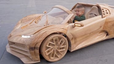 Dřevěné Bugatti Dřevěné Bugatti