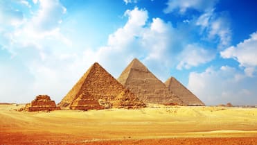 V Egyptě je líbání před ostatními považováno za nežádoucí V Egyptě je líbání před ostatními považováno za nežádoucí