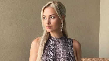 Paige Spiranac to sekne na trávníku i mimo něj Paige Spiranac to sekne na trávníku i mimo něj