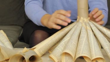 Vznikající papírový stromeček Vznikající papírový stromeček